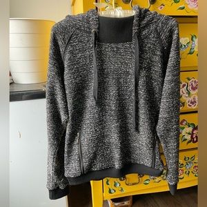 *AVAIL TIL 9/15* Isabel Lu knit black and white sweatshirt, size S